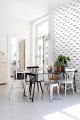 138967 tapeta Esta Home With A Splash Of Gold